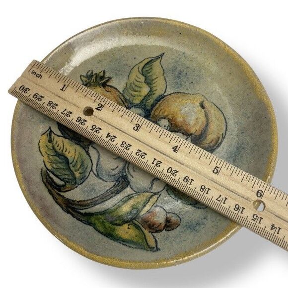 Two Capelo Studio Guanajuato 6” Mexican Pottery Wall Plates Fruits Signed - Picture 3 of 9